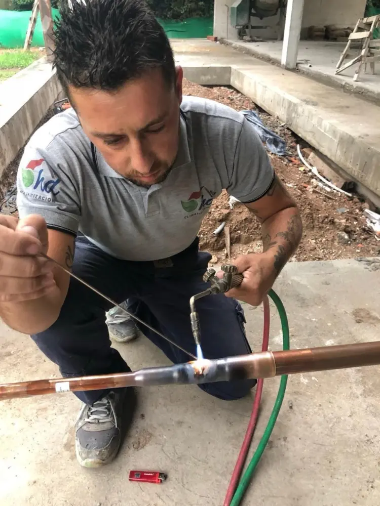 Equipo propio · Instalación VRV
